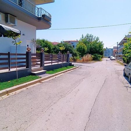 Filippou Luxury Apartments Флогита Экстерьер фото