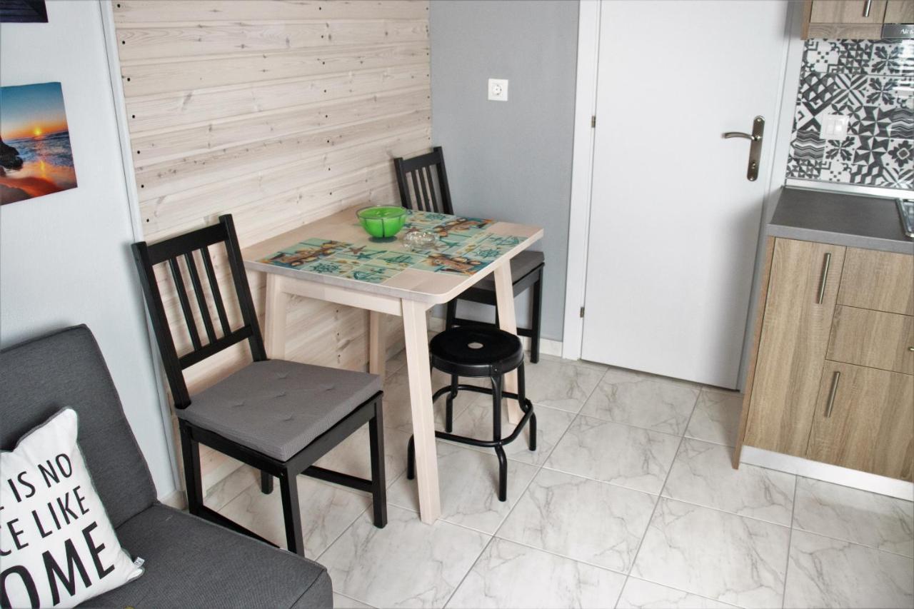 Filippou Luxury Apartments Флогита Экстерьер фото