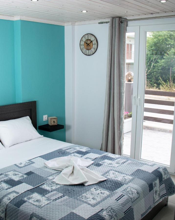 Filippou Luxury Apartments Флогита Экстерьер фото