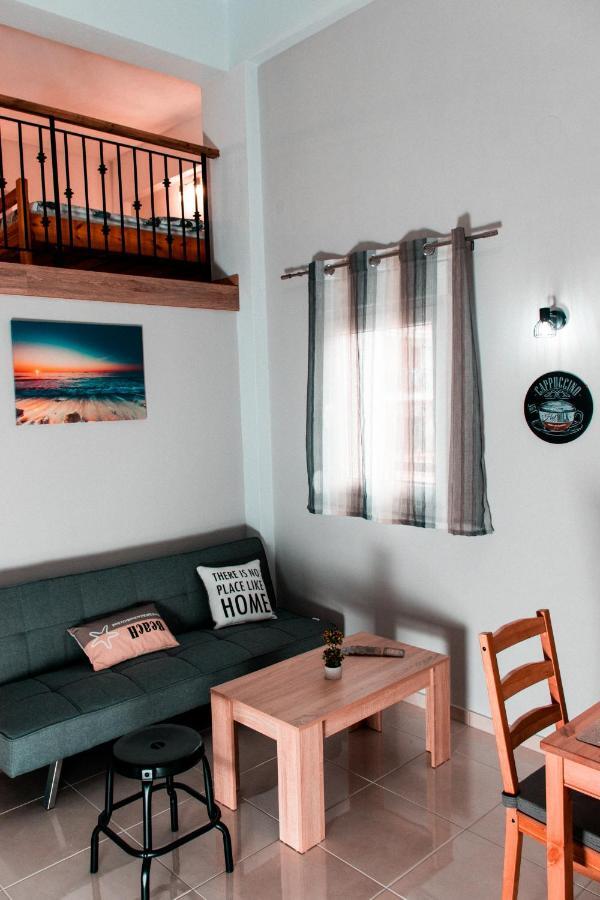 Filippou Luxury Apartments Флогита Экстерьер фото